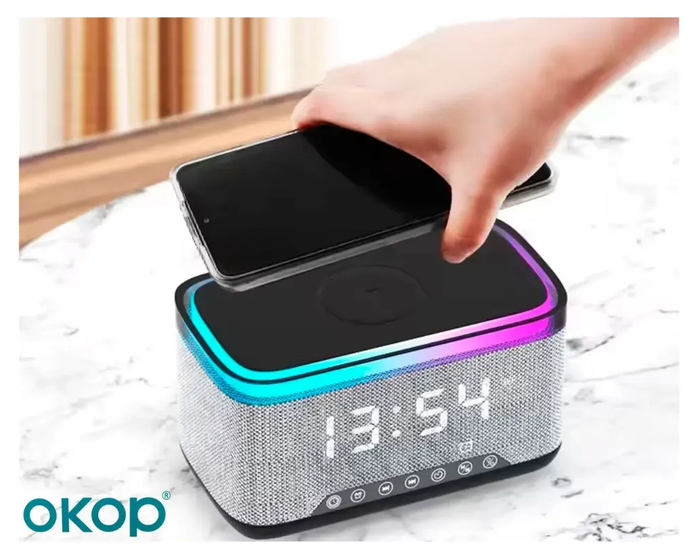 Reloj Despertador Con Carga Inalámbrica Luces Rgb Y Radio Fm